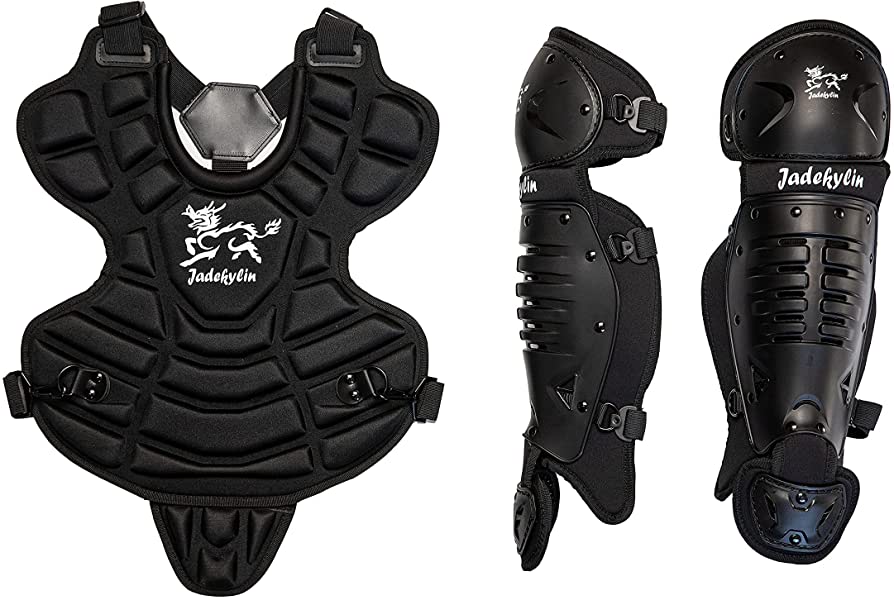 Youth Catchers Gear: Choosing the Right Equipment for Young Baseball Players