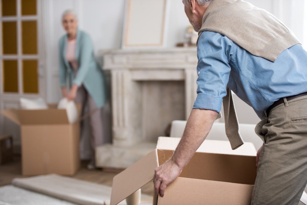 Senior Relocation Guide: Creating a Checklist for Smooth Transitions in Later Years